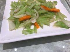 -老六饭店(翠通路店)