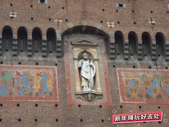 -斯福尔扎古堡