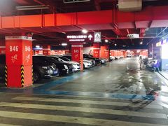 -欧尚超市苏州店停车场(金鸡湖路店)