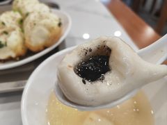-老西白点心店