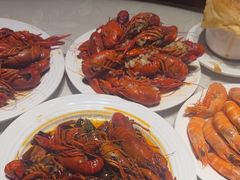 -四海一家自助餐(益田假日广场店)