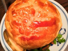 酥皮椰皇焗桃胶-广州柏悦酒店·悦景轩·粤菜餐厅