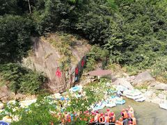 -虎啸峡漂流