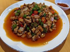 -大众跷脚牛肉馆·非遗传承单位(峨眉山店)