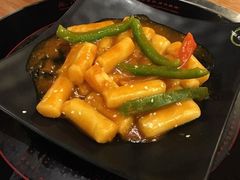 -肥肥虾庄·金牌油焖大虾(杨园滨江时代walk店)