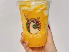 女神汤唯-瑞幸咖啡(人民路店)