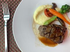 炭扒安格斯谷饲菲力牛排-Kathleen's Waitan 凯圣琳江景西餐厅(外滩店)