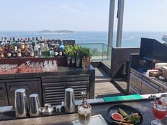 -瑰丽酒店·海吧·天际下午茶·现场DJ·天台酒吧