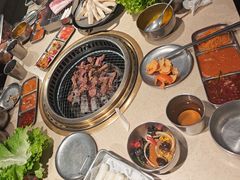 -蚂蚁洞·烤肉大营地(上海静安大悦城店)