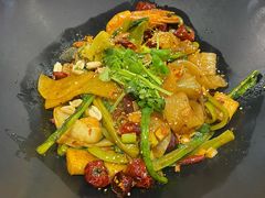 -醉人椒麻辣香锅(王府井喜悦店)
