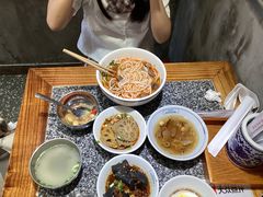 -湘下佬·老长沙吃货铺(酃湖万达店)