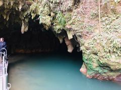 -怀托摩萤火虫洞