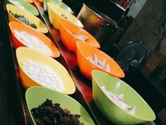 -岷山饭店-芝芝自助餐厅