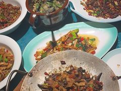 -呷湘厨·鱼汤捞饭·剁椒鱼头·辣椒炒肉(国家会展中心店)