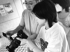 -金夫人化妆摄影职业培训学校
