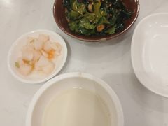 -李与白包子铺(桐梓林店)