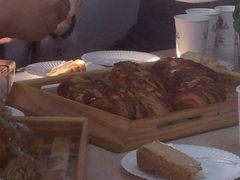 android_upload_pic-好利来(革新店)