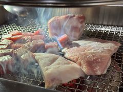 -肉甲韩国木炭烤肉(新壹街1店)