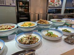 -腾阁自助餐厅(朝林广场店)