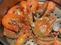 -钱小奴海鲜自助黑金店(杭州滨江龙湖店)
