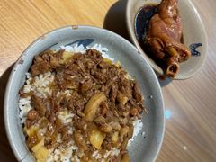 -红猪卤肉饭(大西洋美食城店)