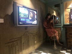 -环球梦主题KTV(曲阳生活购物中心店)