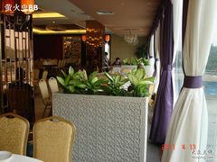 -御满江海鲜酒家(洛溪新城店)