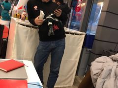 -猴有戏教育戏剧·音乐剧·主持口才·演讲朗诵辩论(环球港华师大校区)