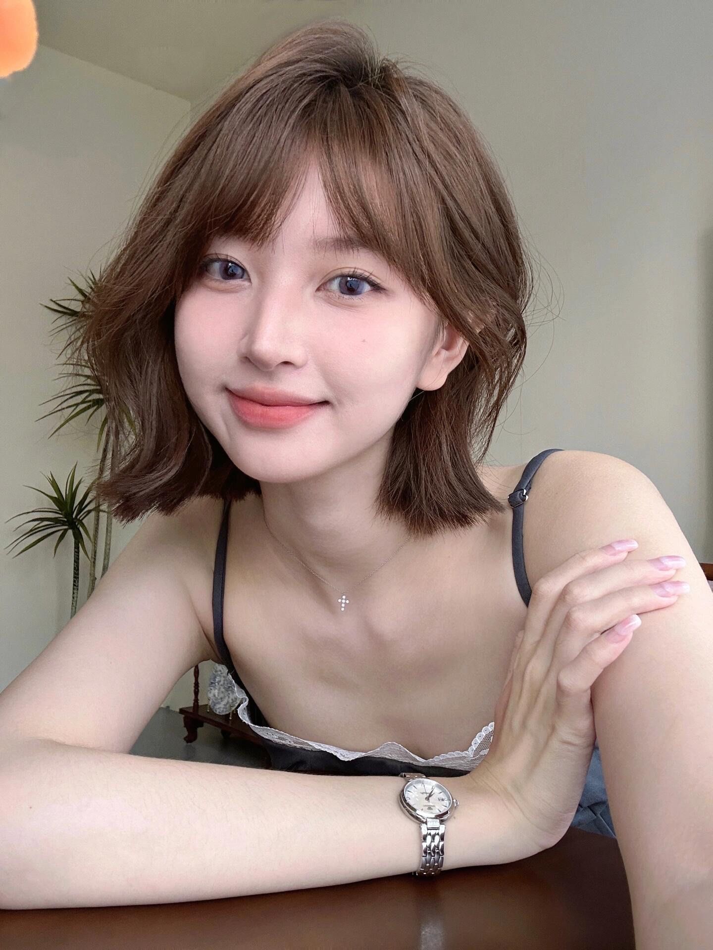 韩系漂亮小姐姐一枚||今天の开心日常 简约的