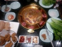 -猪啊牛呀羊啊铜盘烤肉(正大广场店)