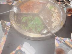 -廖掌柜·重庆鲜货火锅(上海首店)