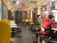 大堂-麦当劳(嘉定店)