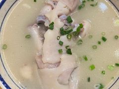 -易老妈蹄花.创于1935(总店)