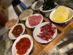 -月满大江火锅(总府路店)