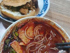 -老字号杨坡红油米线腊汁肉夹馍(东四道巷店)