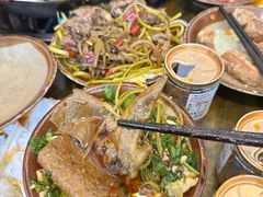 -黄潇洒老火锅(九眼桥宏济巷店)