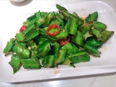 龙豆-滕记星发餐室·新加坡菜(巨鹿路店)