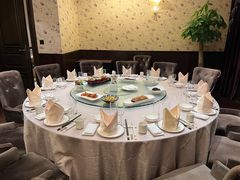 -东方明珠老上海8号餐厅