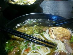 -花溪巷牛肉粉(泉城路店)