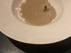 奶油蘑菇汤-恰餐厅及酒吧 CHAR Bar & Grill (北京丽都皇冠假日店)