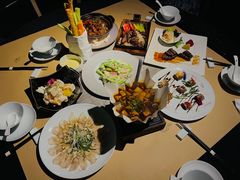 -穹六人间 people 6(岳阳路店)