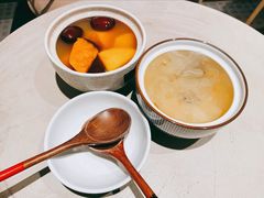 冰糖银耳炖雪梨-小团圆糖水铺(襄阳南路店)