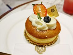 草莓皇牌梳芙厘-KNOTKNOT珞珞·日式甜品(K11店)