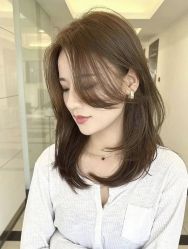 -吉艺心专业美发造型