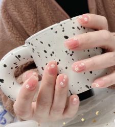 -初心纹眉洗眉·美睫专业店