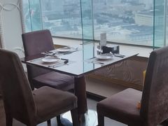 -荣誉国际酒店-云顶旋转餐厅