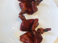 脆皮妙龄鸽-新荣记(新源南路店)