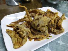 -天天向上素食餐厅(五台山店)