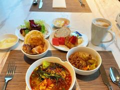 -深圳国际会展中心希尔顿酒店(前海华发冰雪世界店)