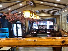 大堂-青瓦餐厅·生鱼片·韩园烤肉(西塔店)